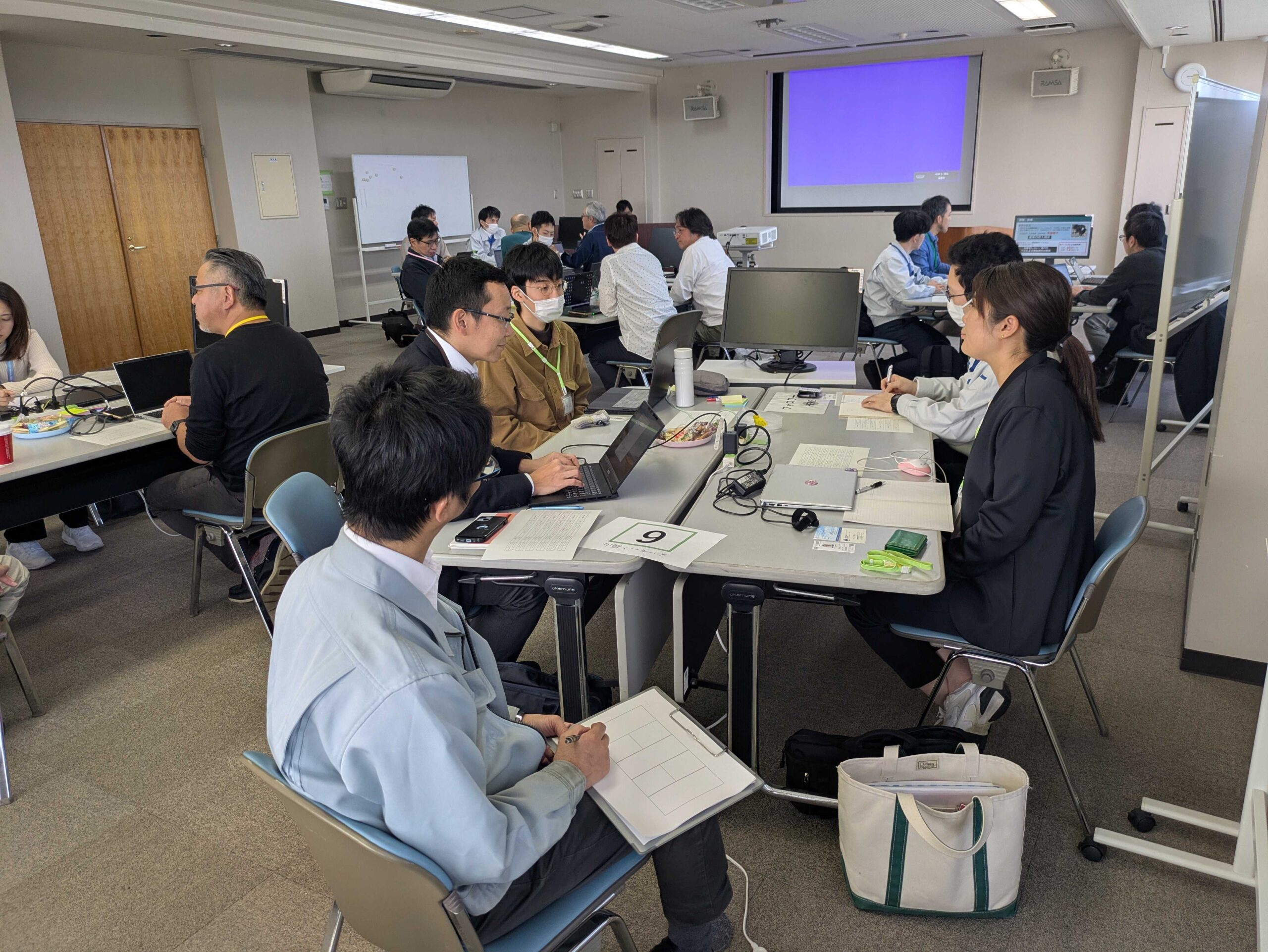 PXL_20251023_041800079.MP (1)